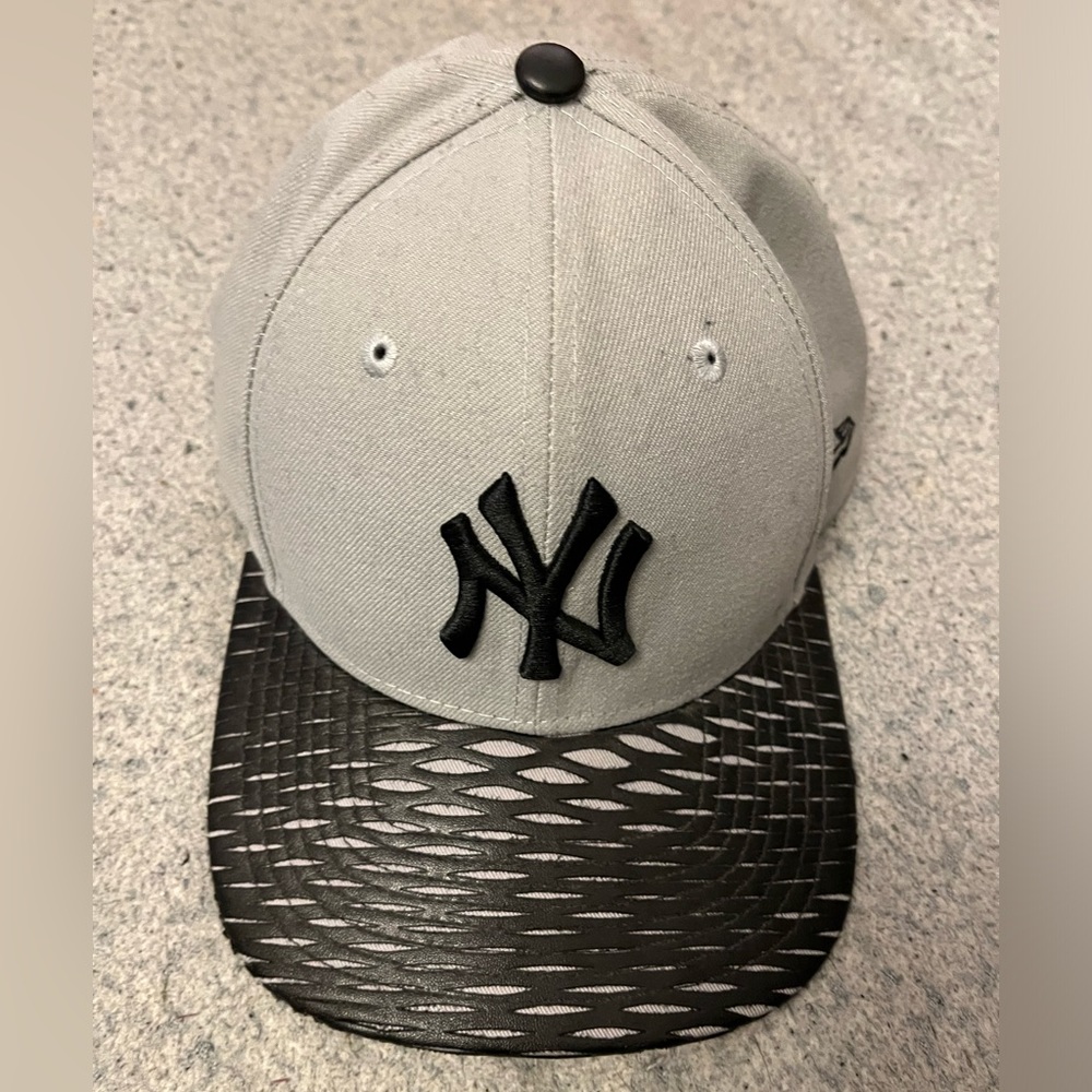 NY Yankees New Era 9Fifty SnapBack baseball cap
